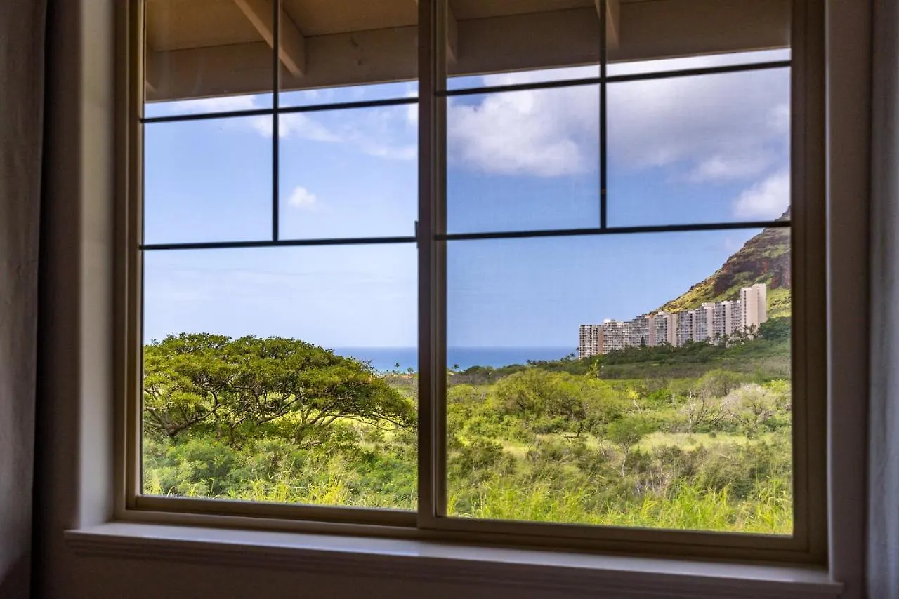@ Marbella Lane - Mesmerizing Ocean + Mt Views Waianae Holiday home