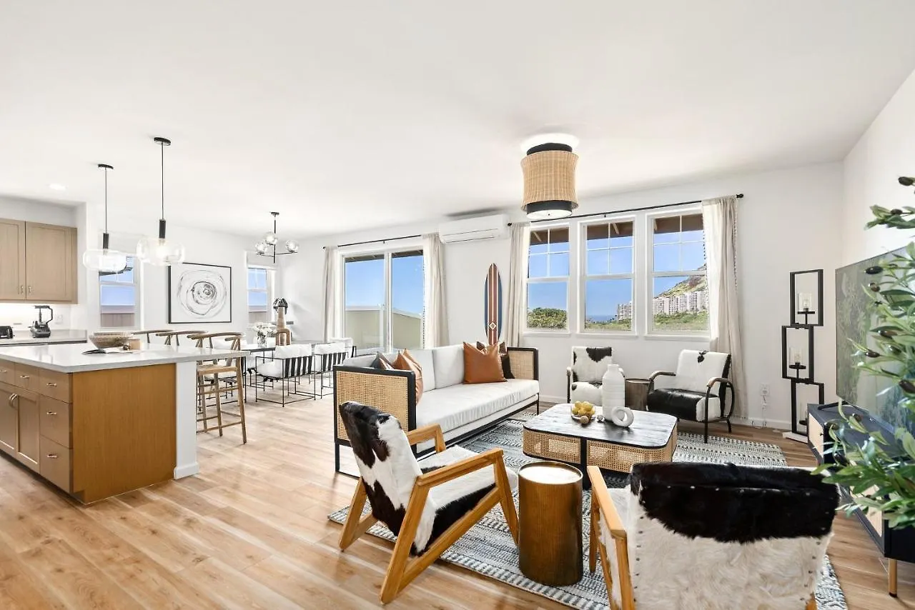 Holiday home @ Marbella Lane - Mesmerizing Ocean + Mt Views Waianae United States