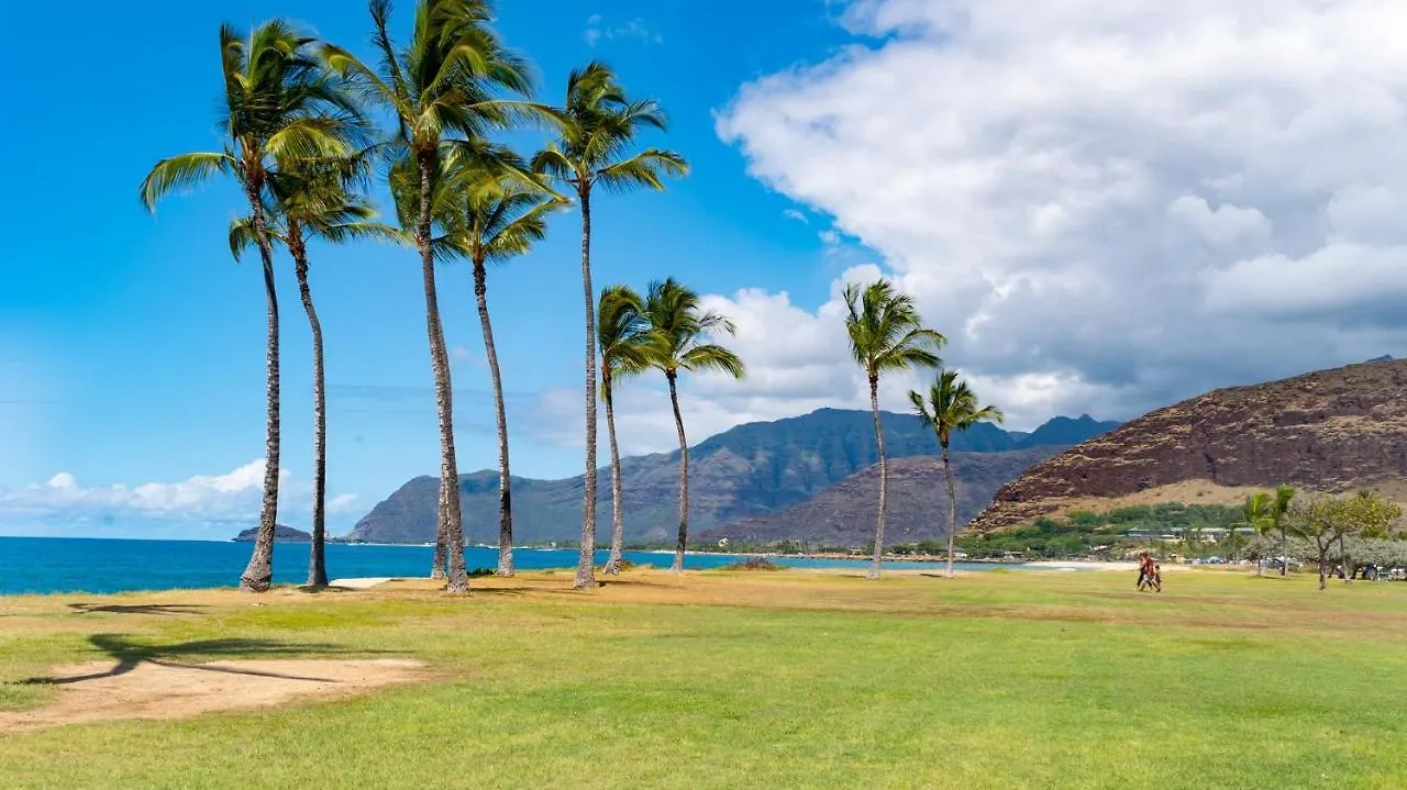 @ Marbella Lane - Mesmerizing Ocean + Mt Views Waianae