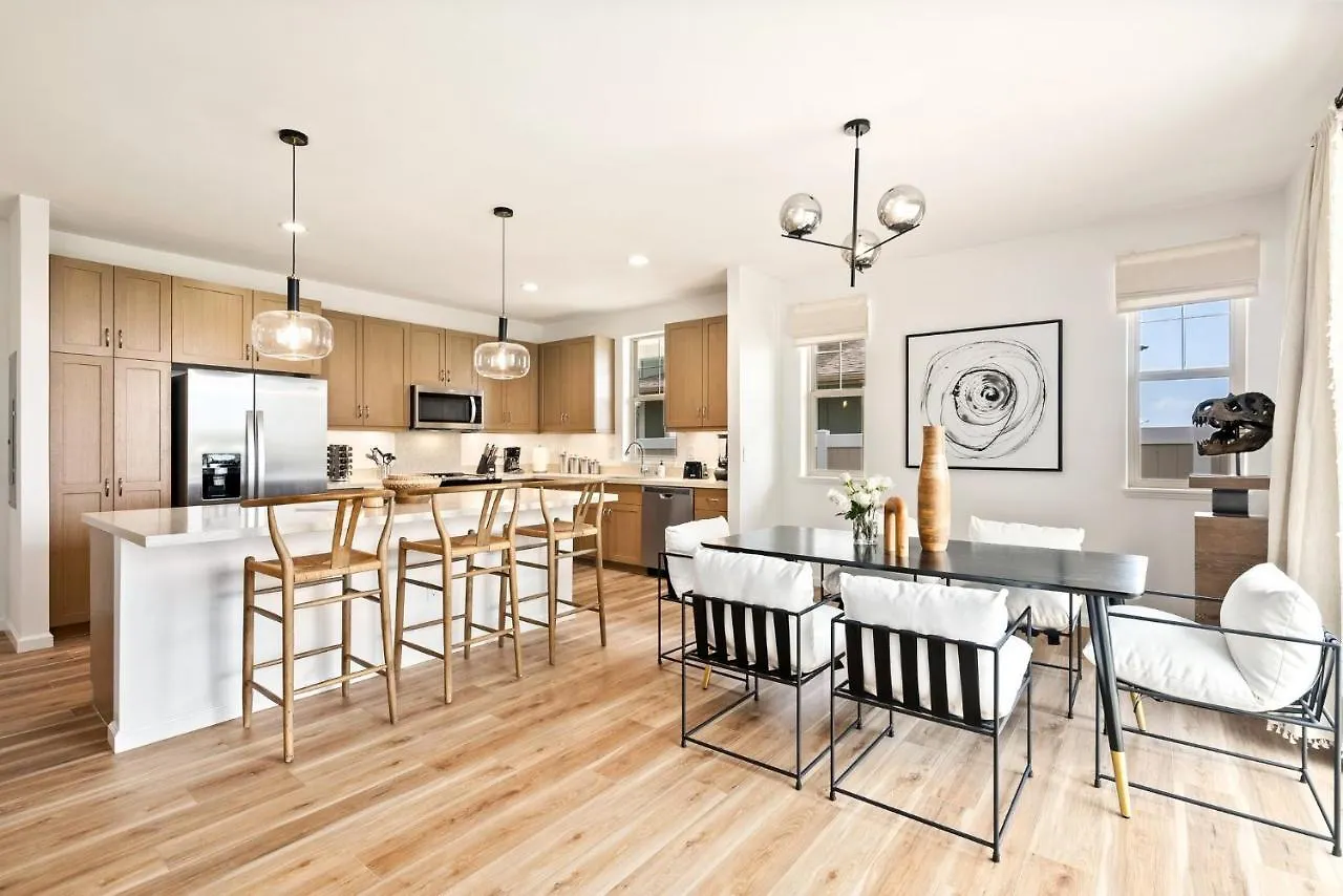 @ Marbella Lane - Mesmerizing Ocean + Mt Views Waianae 0*,  United States