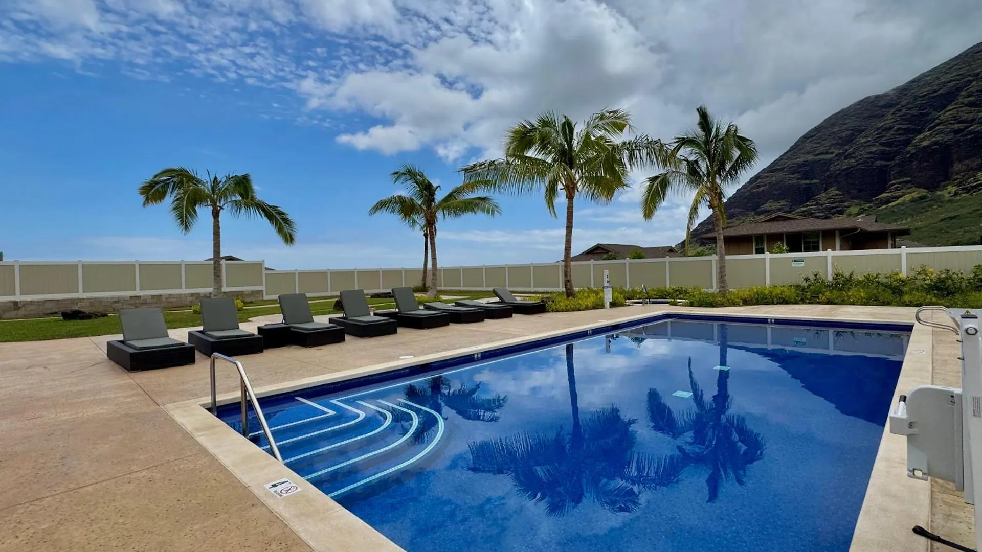 @ Marbella Lane - Mesmerizing Ocean + Mt Views Waianae